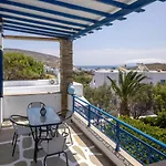 Irini In Tinos Apartament